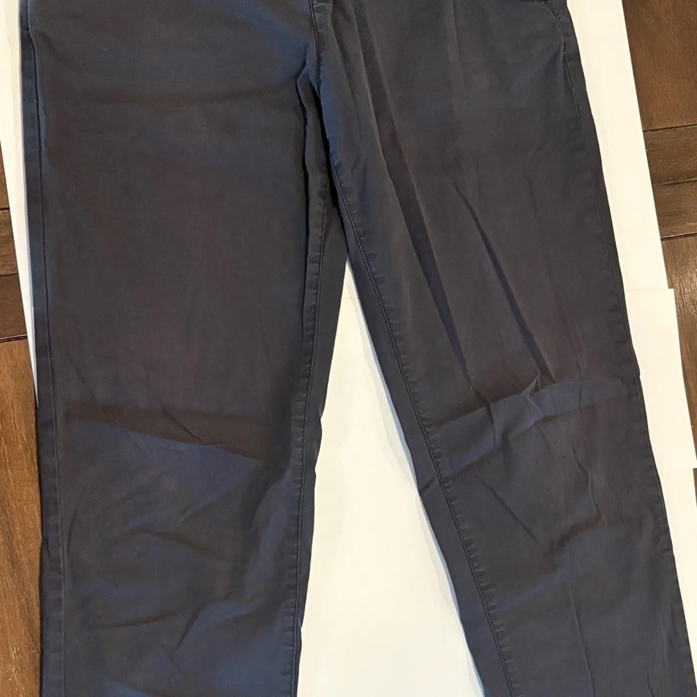 Everlane Men’s Chino Pants Black Straight-Leg Pants 31x30